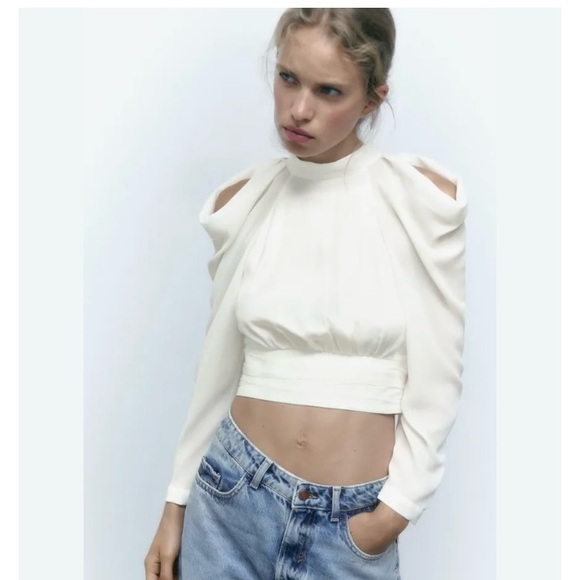 NWT ZARA BLOUSE WITH OPENING AT SHOULDERS SIZE M - Picture 2 of 11